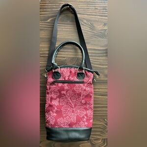 Wine Bottle Carrier Cooler Bag Purse NWOT Outside Zip Pocket 2 Bottle Capacity